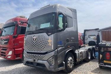 二手福田 欧曼银河 北方版 660马力 6X4 AMT自动档牵引车(国六) 双驱 康明斯二手牵引车 黄牌图片