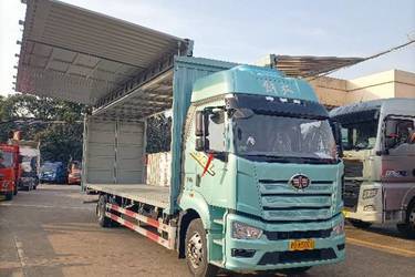 һ����� J6L�п� ��Ӣ�� 260���� 4X2 9.7����ʽ�ػ���(����) ���� �������ػ��� ����