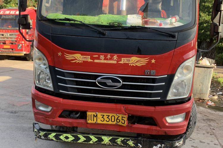 二手南骏汽车 140马力 自卸车