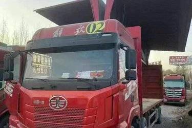二手青岛解放 JH6重卡 领航版2.0 290马力 6X2 9.4米厢式载货车(国六) 单桥 锡柴二手载货车 黄牌图片