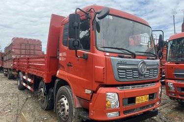 二手东风商用车 天锦VR中卡 复合版 285马力 6X2 7.2米栏板载货车(国五) 前四后四 东风康明斯二手载货车 黄牌图片
