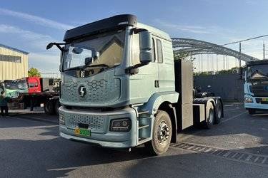 二手陕汽重卡 德龙X5000E 轻量化版 6X4 纯电动牵引车  二手电动卡车电动牵引车图片