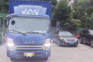 二手江淮 帅铃Q6 152马力 4.12米单排厢式轻卡(国五) 单桥 安徽康明斯二手载货车 蓝牌图片