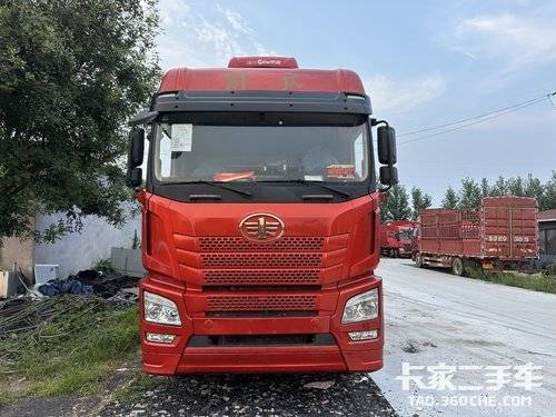 青岛解放 350马力 载货车