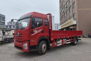 二手青岛解放 JK6中卡 240马力 4X2 6.75米栏板载货车(国六) 单桥 玉柴二手载货车 黄牌