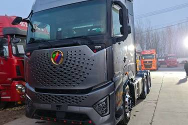 二手福田 欧曼银河 基本型 580马力 6X4 AMT自动挡牵引车(国六)(带缓速器)(国六) 双驱 福田康明斯二手牵引车 黄牌图片