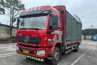 二手陕汽重卡 德龙L3000 轻量化版 200马力 4X2 6.55米仓栅式载货车(国五) 单桥 玉柴二手载货车 黄牌