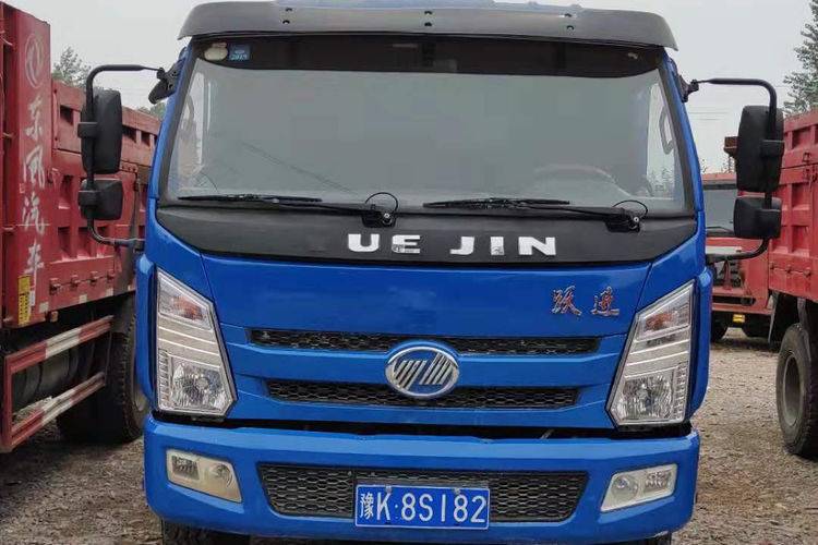 自卸车上汽跃进130马力