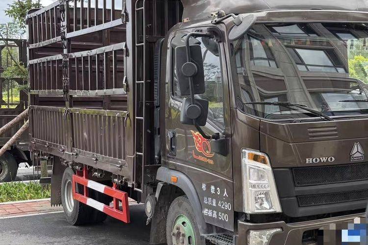 二手重汽HOWO轻卡 160马力 载货车