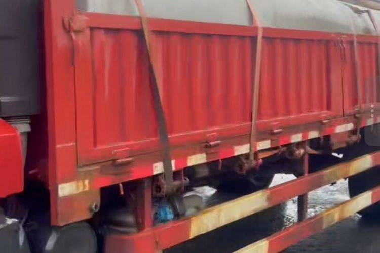 二手一汽解放 280马力 载货车