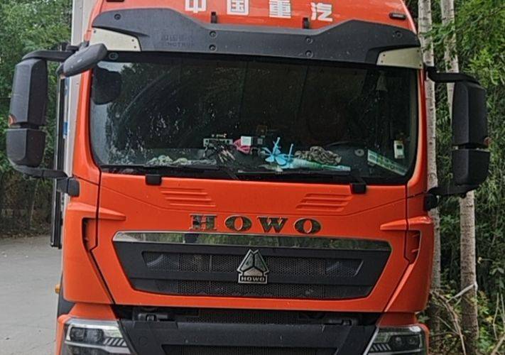 二手重汽豪沃(HOWO) 270马力 专用车