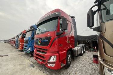 二手东风商用车 天龙旗舰KX 王者版 600马力 6X4牵引车(国六) 双驱 康明斯二手牵引车 黄牌