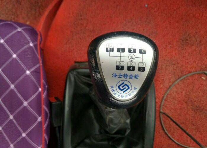 青岛解放 350马力马力 牵引车