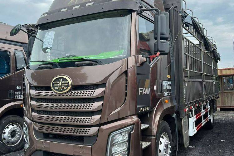 二手一汽解放 280马力 载货车