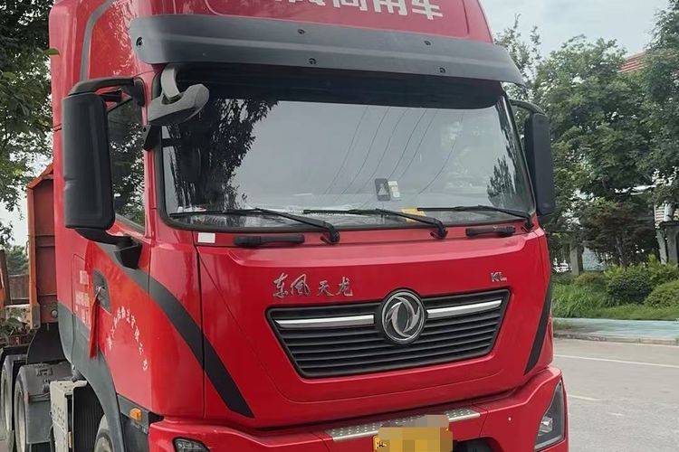 二手东风商用车 490马力 牵引车