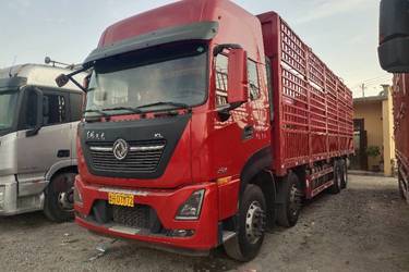 二手东风商用车 天龙重卡 465马力 8X4 9.6米仓栅式载货车(国五) 前四后八 曼二手载货车 黄牌图片