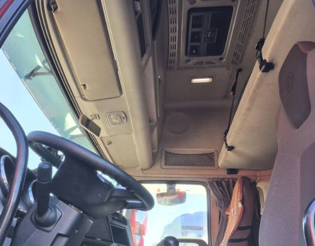 二手东风商用车 290马力 载货车