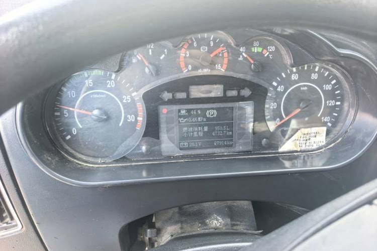 二手一汽解放 180马力 载货车