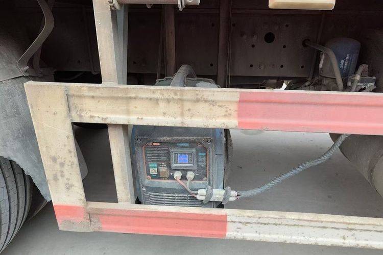 二手一汽解放 460马力 载货车
