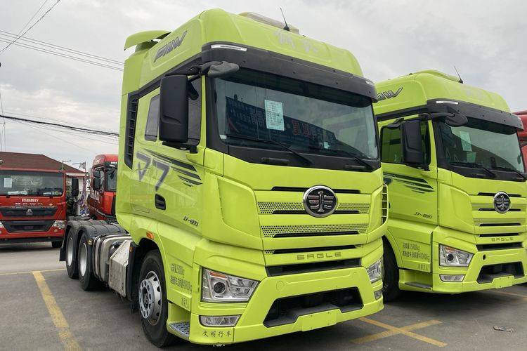 二手一汽解放 660马力 牵引车