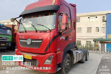 二手东风商用车 新天龙KL重卡 465马力 6X4牵引车(国五) 双驱 雷诺二手牵引车 黄牌图片