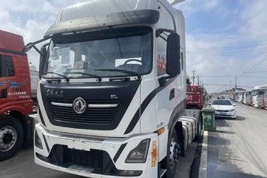 二手东风商用车 天龙KL重卡 465马力 4X2牵引车(国六)(白色)(国六) 单桥 雷诺二手牵引车 黄牌图片