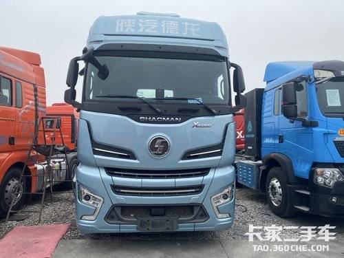 陕汽重卡 610马力 牵引车