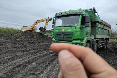 二手陕汽重卡 德龙新M3000 350马力 6X4 6.5米自卸车(国五) 前四后八 潍柴二手自卸车 黄牌