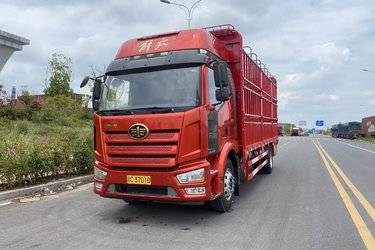 二手一汽解放 J6L中卡 质惠版 240马力 4X2 6.75米仓栅式载货车(国五) 单桥 锡柴二手载货车 黄牌