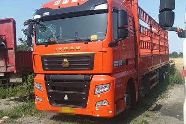 二手中国重汽 汕德卡SITRAK G7S 350马力 6X2 9.6米AMT自动档仓栅式载货车(国六) 前四后四 曼二手载货车 黄牌图片