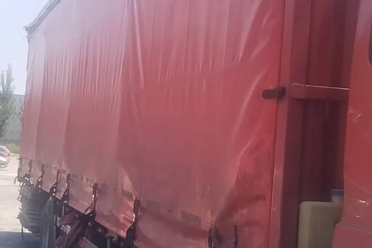 二手青岛解放 320马力 载货车