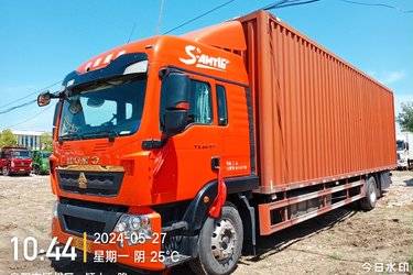 二手中国重汽 HOWO TX重卡 豪华版 290马力 6X2 9.52米厢式载货车(国六) 前四后四 曼二手载货车 黄牌