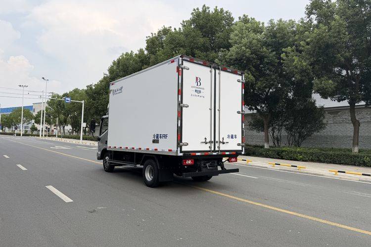 二手福田欧马可 185马力 专用车