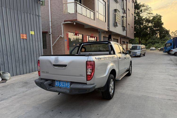 二手江铃汽车 122马力 载货车