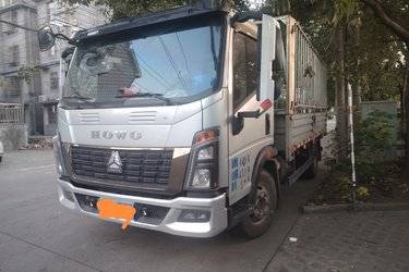 二手中国重汽HOWO 统帅 140马力 4.15米单排栏板轻卡(法士特8档)(国六) 单桥 潍柴二手载货车 蓝牌