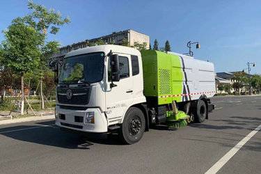 二手扫路车 东风商用车 东风天锦 230  4X2图片