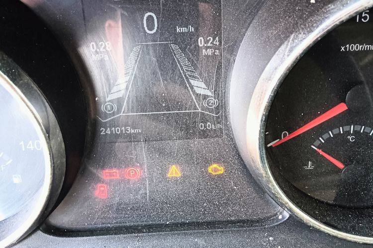 二手东风商用车 260马力 专用车