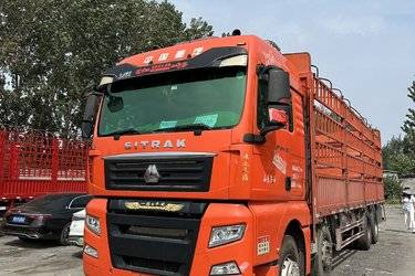 二手中国重汽 汕德卡SITRAK G7重卡 510马力 8X4 9.6米仓栅式货车(国六) 前四后八 曼二手载货车 黄牌