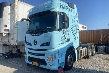二手陕汽重卡 德龙X6000 560马力 6X4 AMT自动挡牵引车(国六) 双驱 潍柴二手牵引车 黄牌