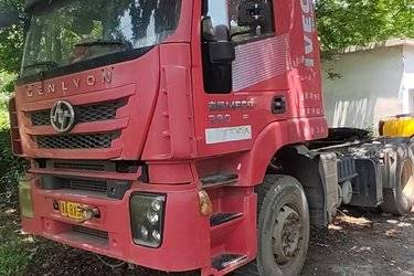 二手上汽红岩 杰狮M500重卡 390马力 6X4牵引车(国五) 双驱 潍柴二手牵引车 黄牌图片