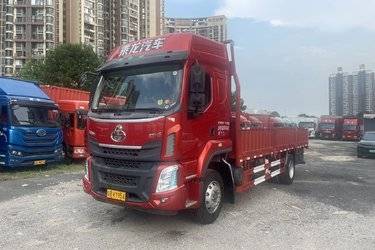 二手东风柳汽 乘龙H5中卡 230马力 4X2 6.8米栏板载货车(国六) 单桥 东风康明斯二手载货车 黄牌图片