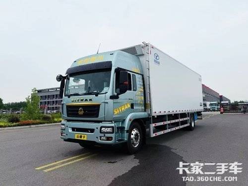 重汽汕德卡 330马力 专用车