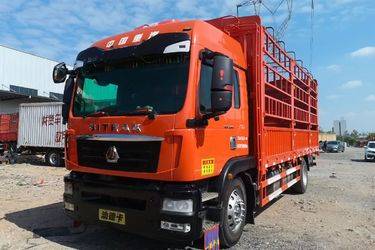 二手中国重汽 汕德卡SITRAK G5中卡 240马力 4X2 6.8米仓栅式载货车(国五) 单桥 中国重汽二手载货车 黄牌图片
