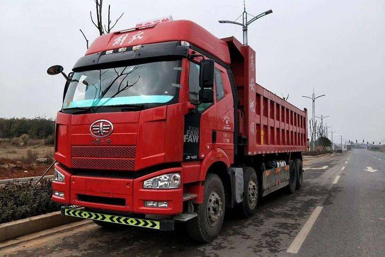 一汽解放 4马力 自卸车