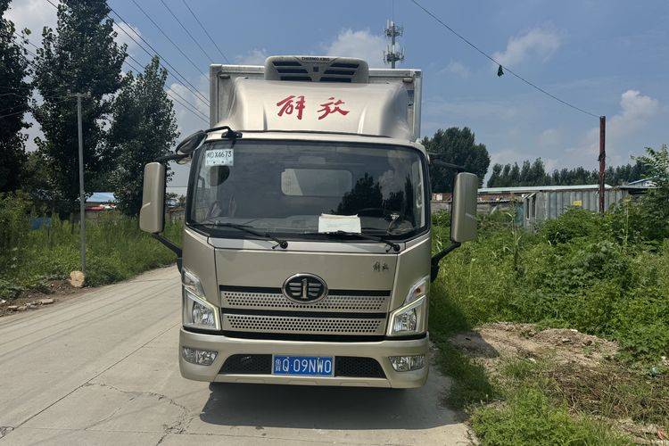二手一汽解放轻卡 200马力 专用车