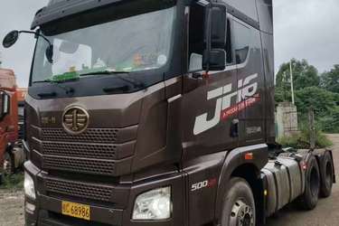 二手青岛解放 JH6重卡 500马力 6X4牵引车(国五) 双驱 潍柴二手牵引车 黄牌图片