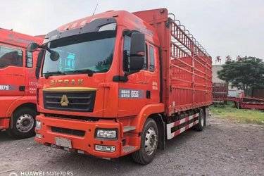 二手中国重汽 汕德卡SITRAK G5S重卡 290马力 4X2 6.75米AMT自动档仓栅式载货车(国六) 单桥 曼二手载货车 黄牌图片