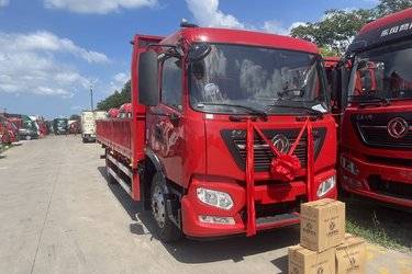 二手东风商用车 天锦KR中卡 精英版 180马力 4X2 6.75米栏板载货车(国六) 单桥 雷诺二手载货车 黄牌图片