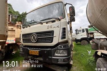 二手东风商用车 大力神重卡 350马力 6X4 5.4米自卸车(国五) 后八轮 雷诺二手自卸车 黄牌