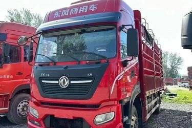 二手东风天锦KR PLUS 2025款 7L柴油 330马力 4X2 法士特8档 6.8米仓栅式载货车(国六) 单桥 康明斯二手载货车 黄牌
